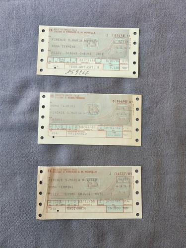 Tre biglietti ferroviari delle - tre,